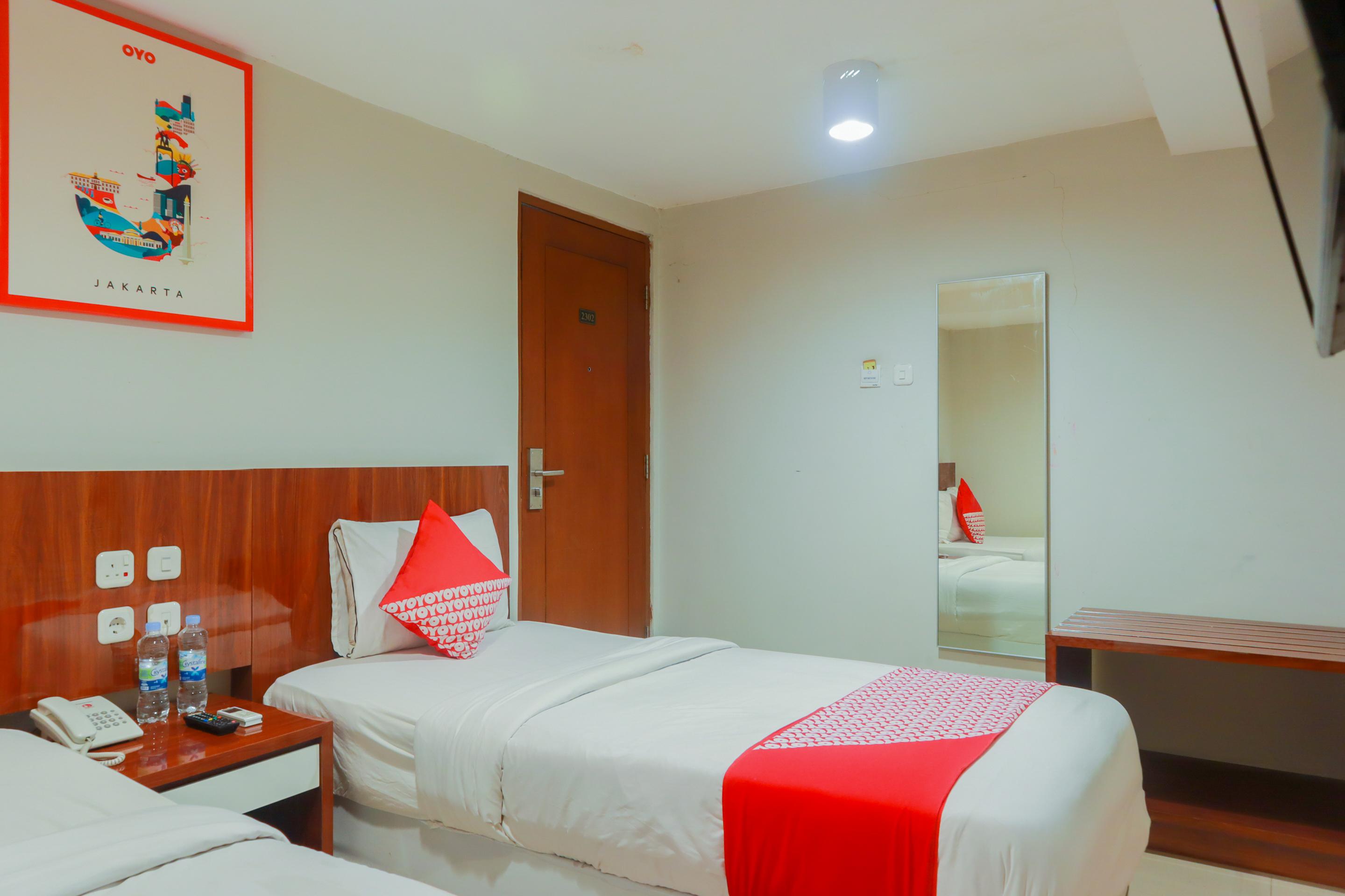 Urbanview Hotel Bes Mangga Besar By Reddoorz 雅加达 外观 照片